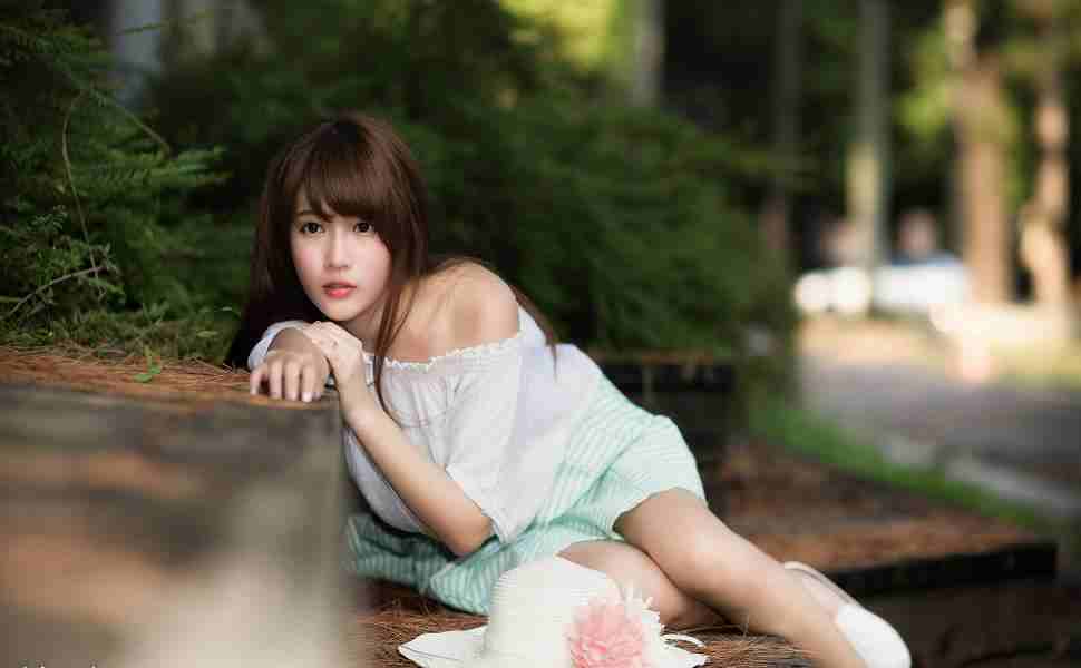 ZO2O女人另类Z020男男搞笑视频-每日整蛊合集